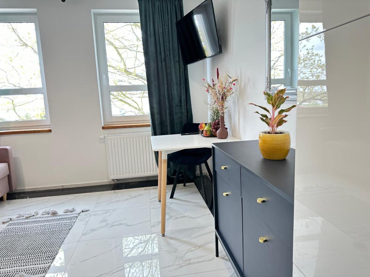 Moveen! Wynajem Apartamentow We Wroclawiu! 10 Minut Od Centrum Extérieur photo